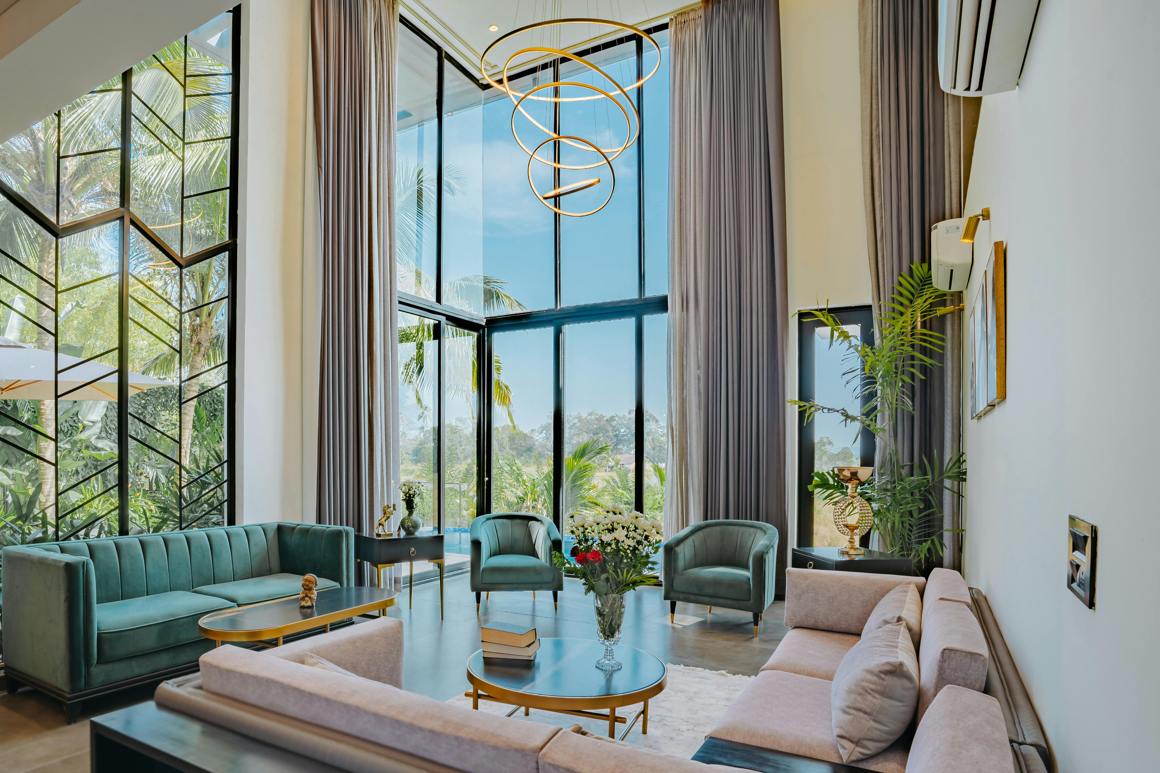 Harbor Crown Building Night View